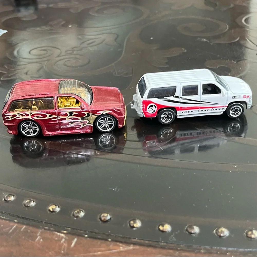 Hot Wheels Mini Vans SUV